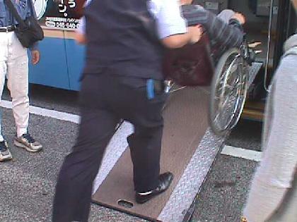 �����X�e�b�v�o�X�E���̂S